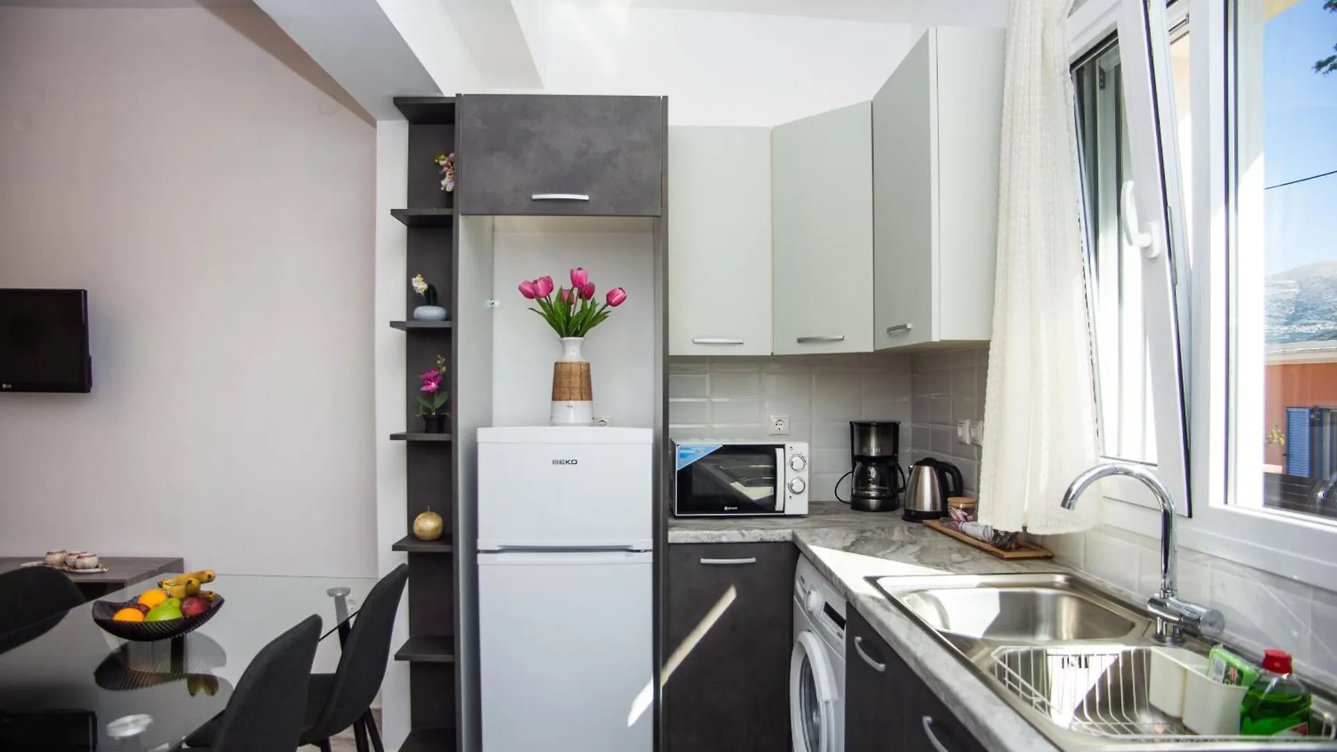 El Mar Apartment 阿尔戈斯托利翁