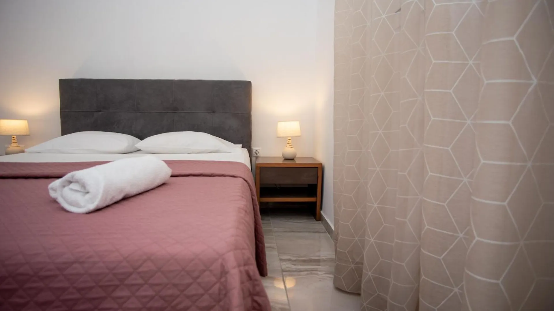 El Mar Apartment 阿尔戈斯托利翁