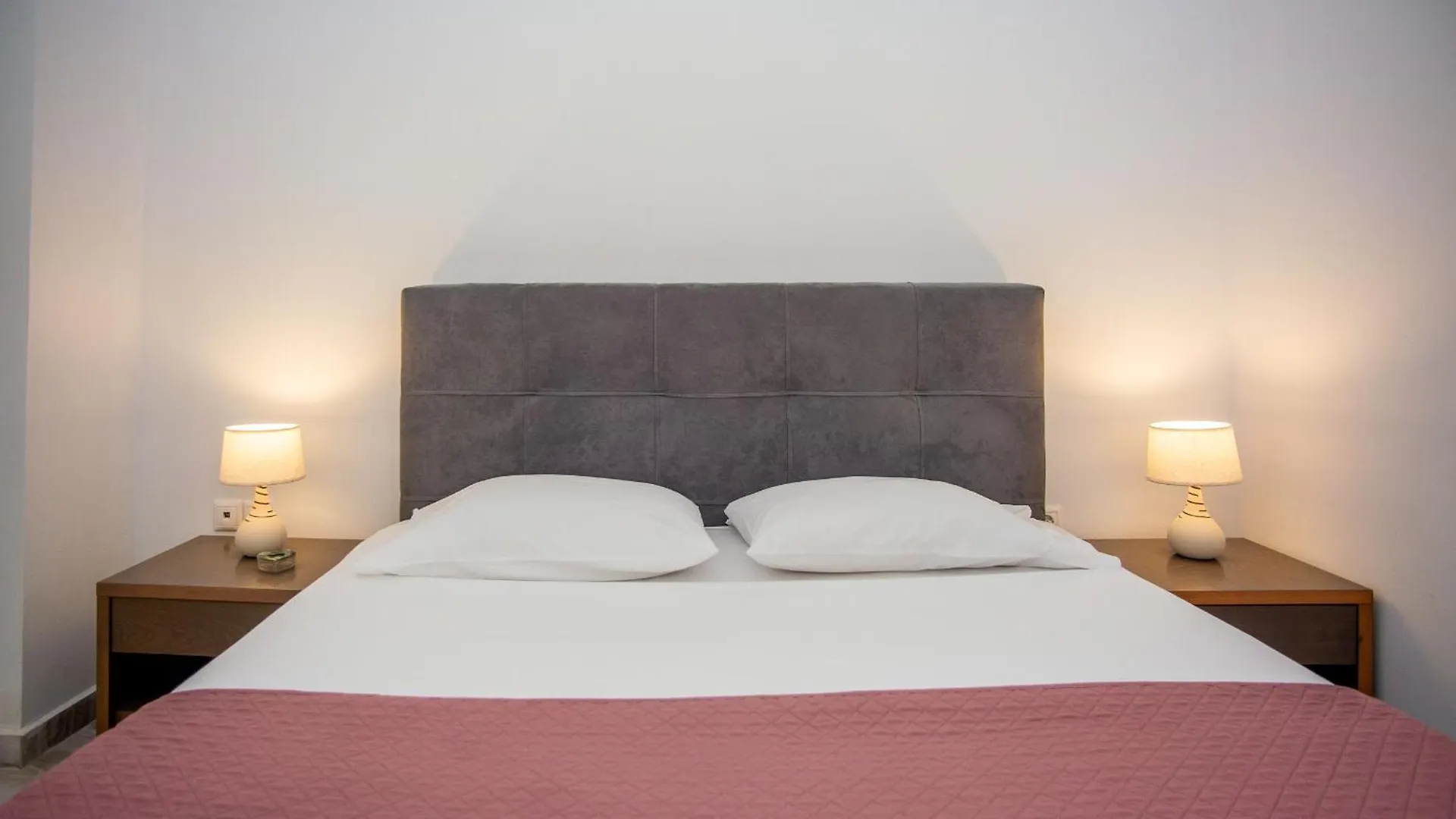 El Mar Apartment 阿尔戈斯托利翁 希腊