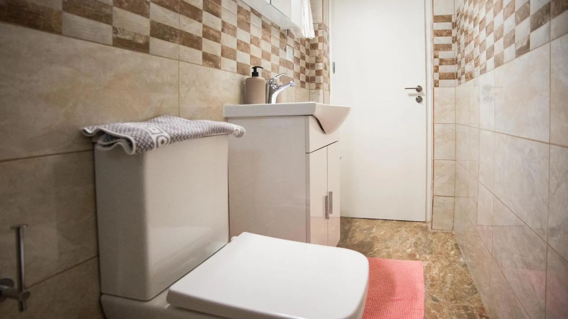 El Mar Apartment 阿尔戈斯托利翁 0*,